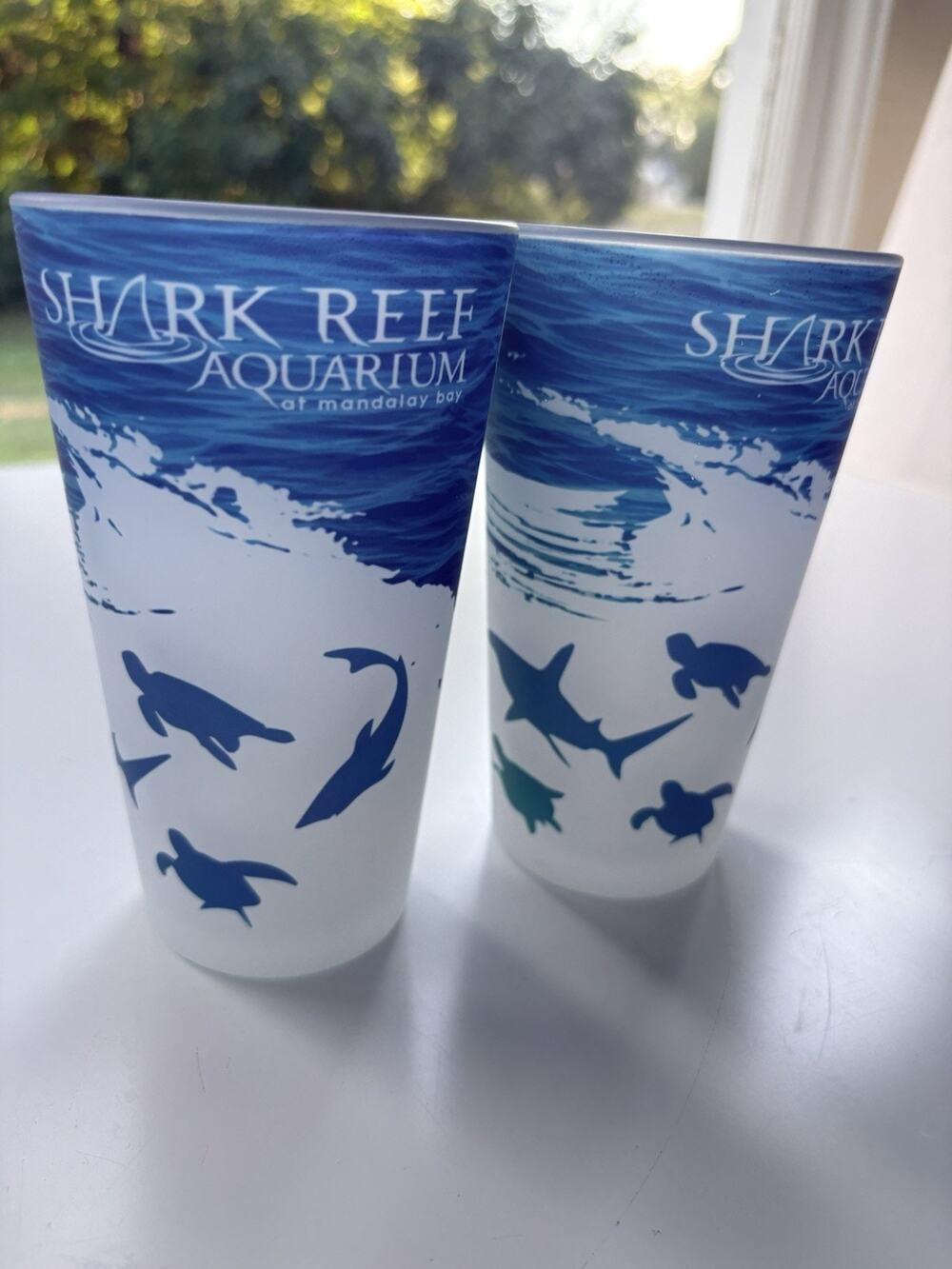 Shark Reef Aquarium Tumbler Glasses Blue Frosted Set of 2 Mandalay Bay Drinking